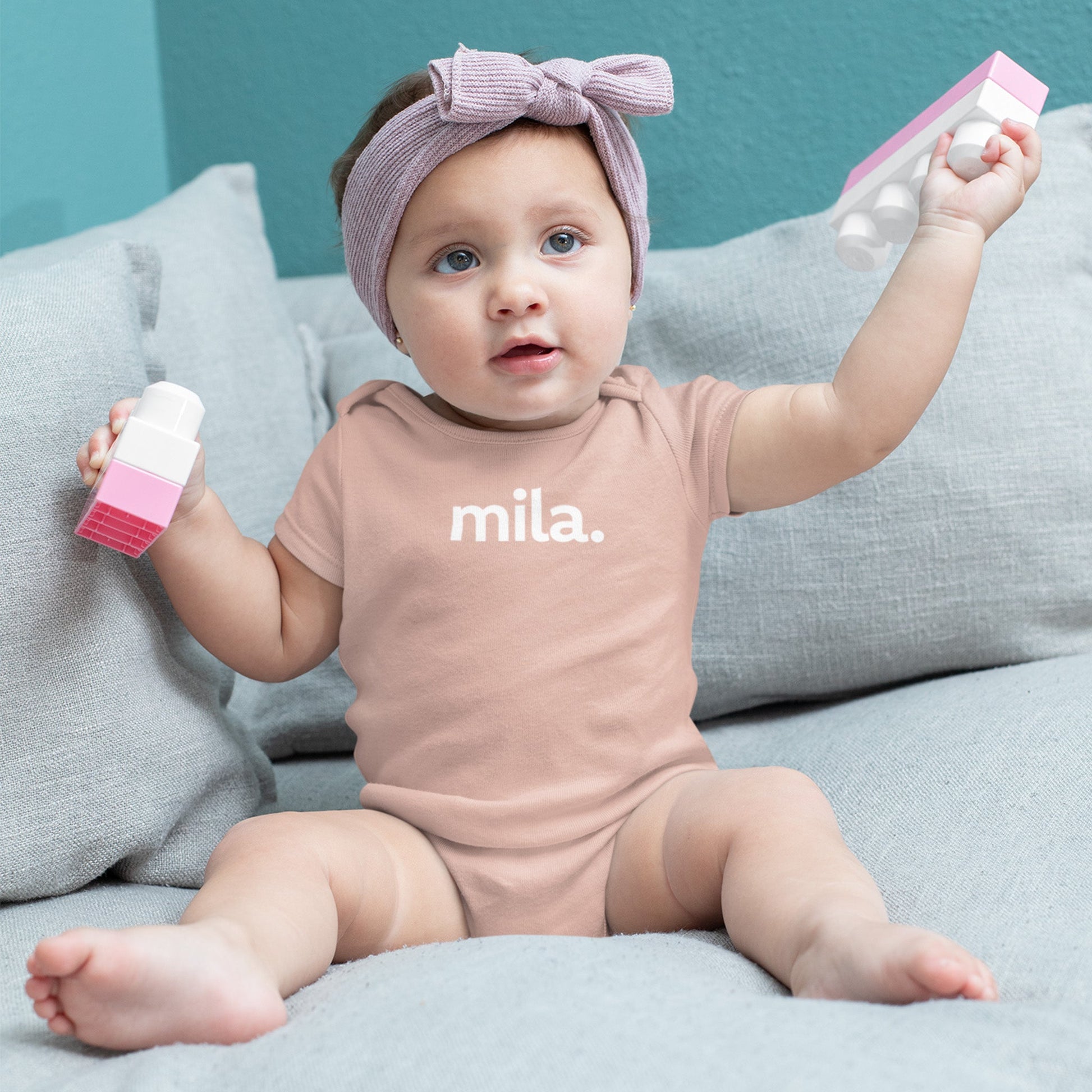 Personalised Name Short Sleeve Baby Bodysuit - Modern - Hello Cherub